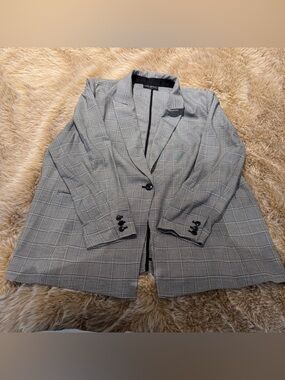 Lane Bryant women’s blazer - houndstooth, size 24
